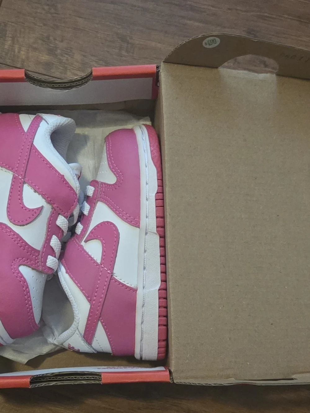 Nike Toddlers White and Pink Low-Top Dunks Sneaker-Size 6c